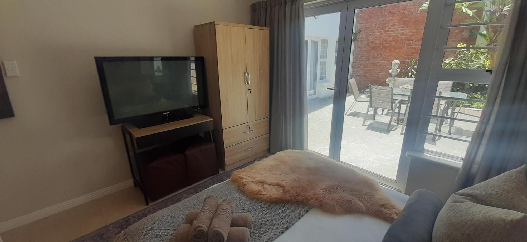 Beachview Guest Suites Port Elizabeth Buitenkant foto